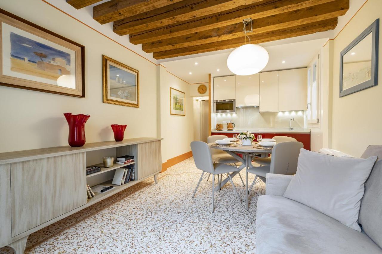Rialto Sant'Aponal Prestige By Wonderful Italy Apartment เวนิส ภายนอก รูปภาพ