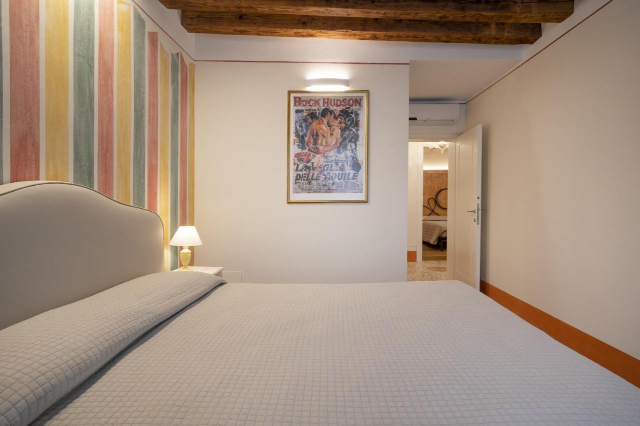 Rialto Sant'Aponal Prestige By Wonderful Italy Apartment เวนิส ภายนอก รูปภาพ